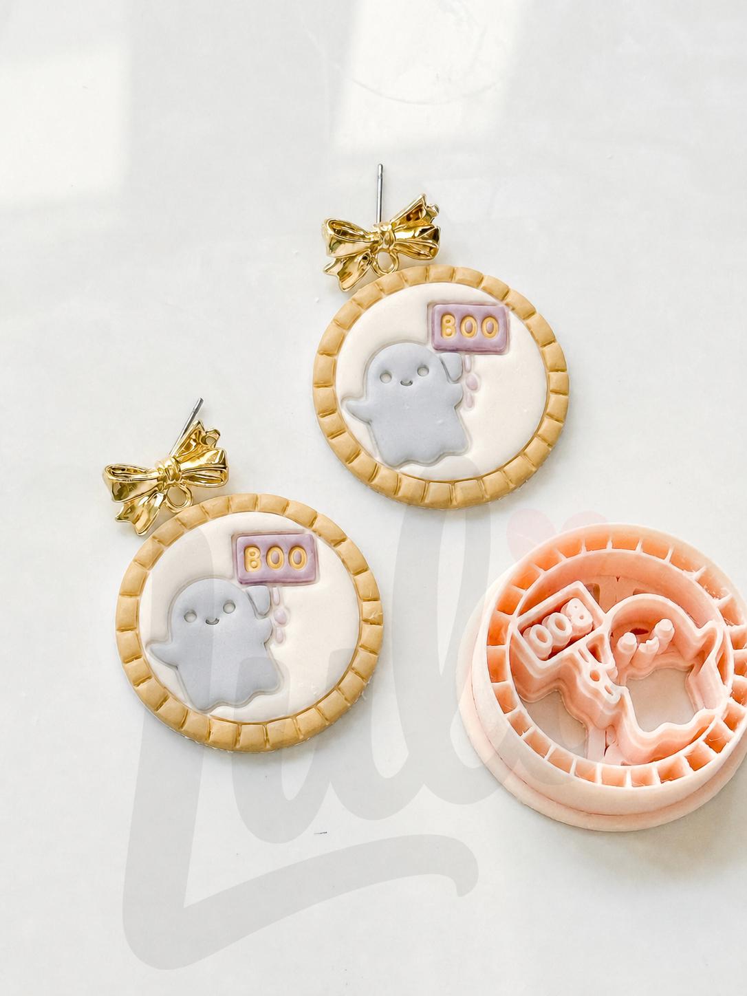 Boo Sign Cutter: Ghost Plaque Shape for Polymer Clay