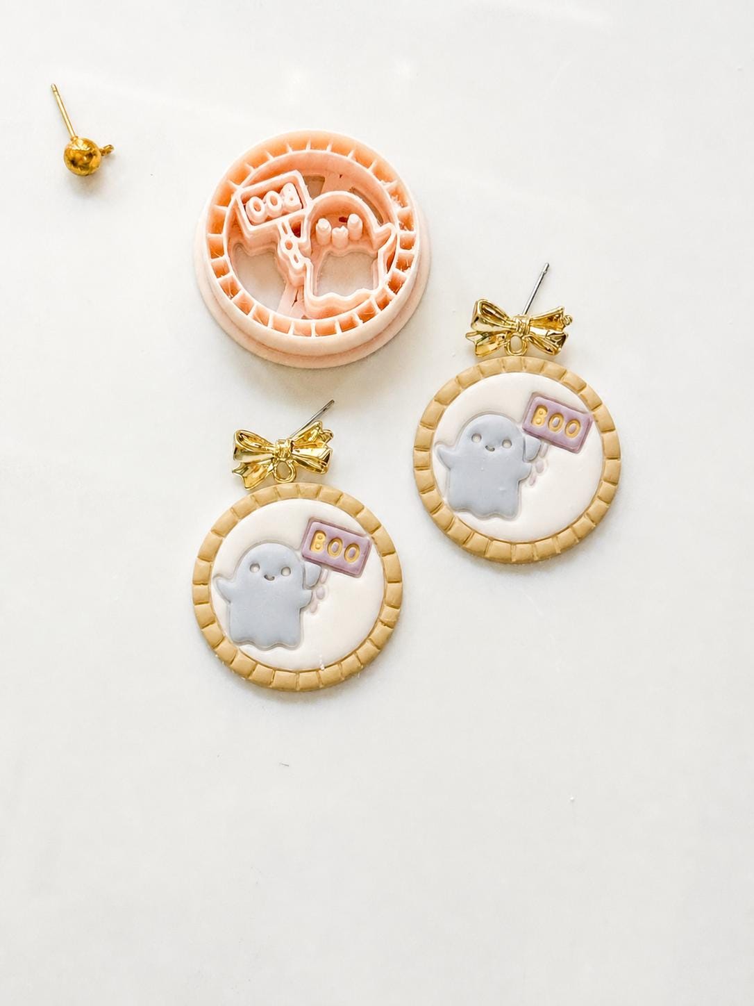 Boo Sign Cutter: Ghost Plaque Shape for Polymer Clay