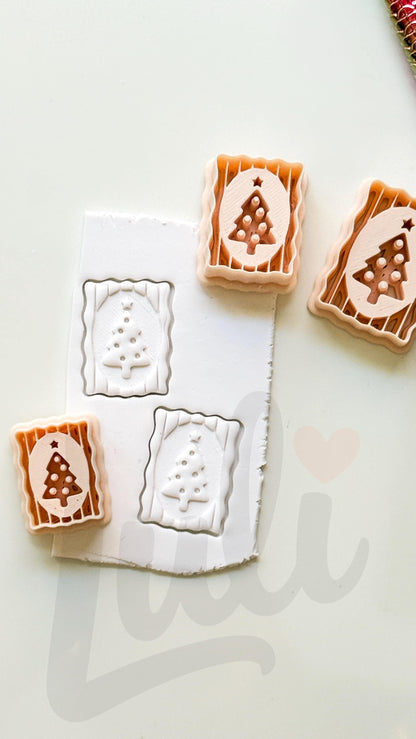 Christmas Tree Cameo Cutter: Oval Framed Design for Polymer Clay