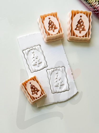 Christmas Tree Cameo Cutter: Oval Framed Design for Polymer Clay