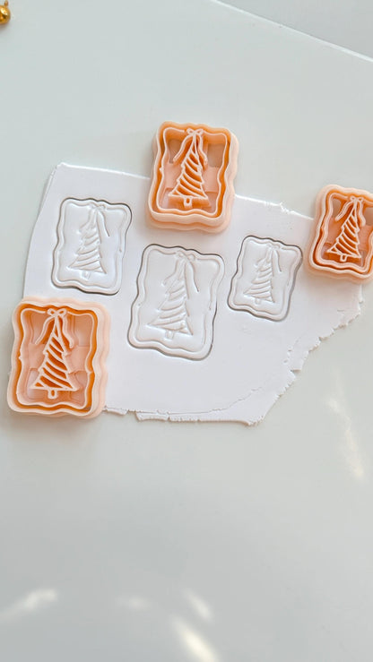 Bow Tied Christmas Tree Cutter: Festive Holiday Shape for Polymer Clay