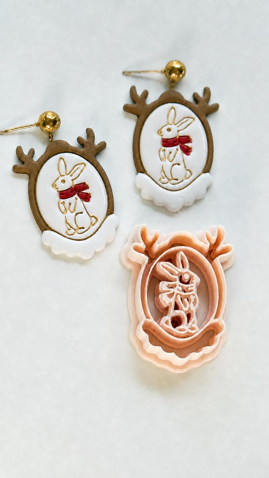 Christmas Bunny Portrait Cutter: Festive Rabbit Frame for Polymer Clay