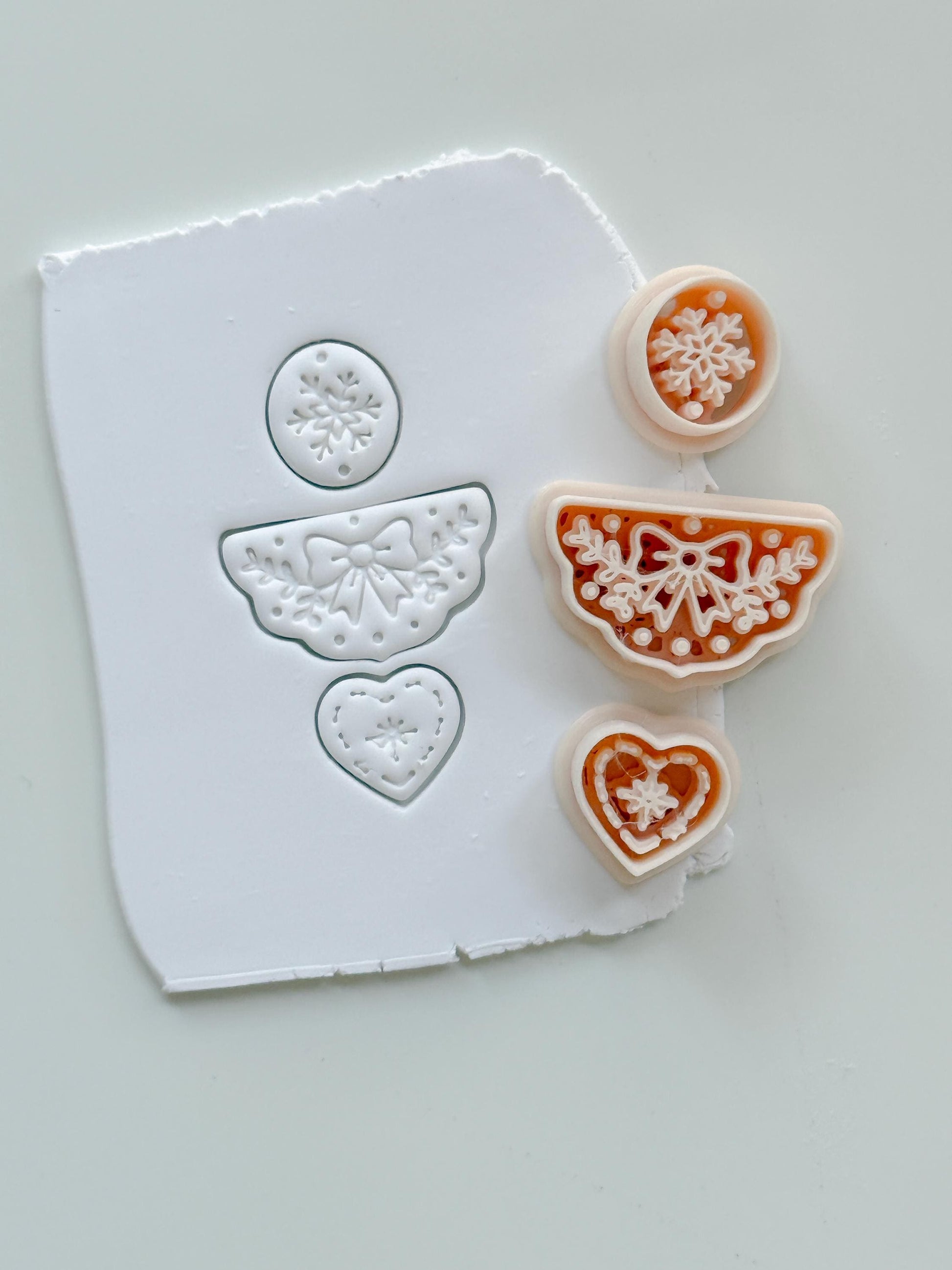 Winter Bow Garland Cutter: Snowflake Design for Polymer Clay