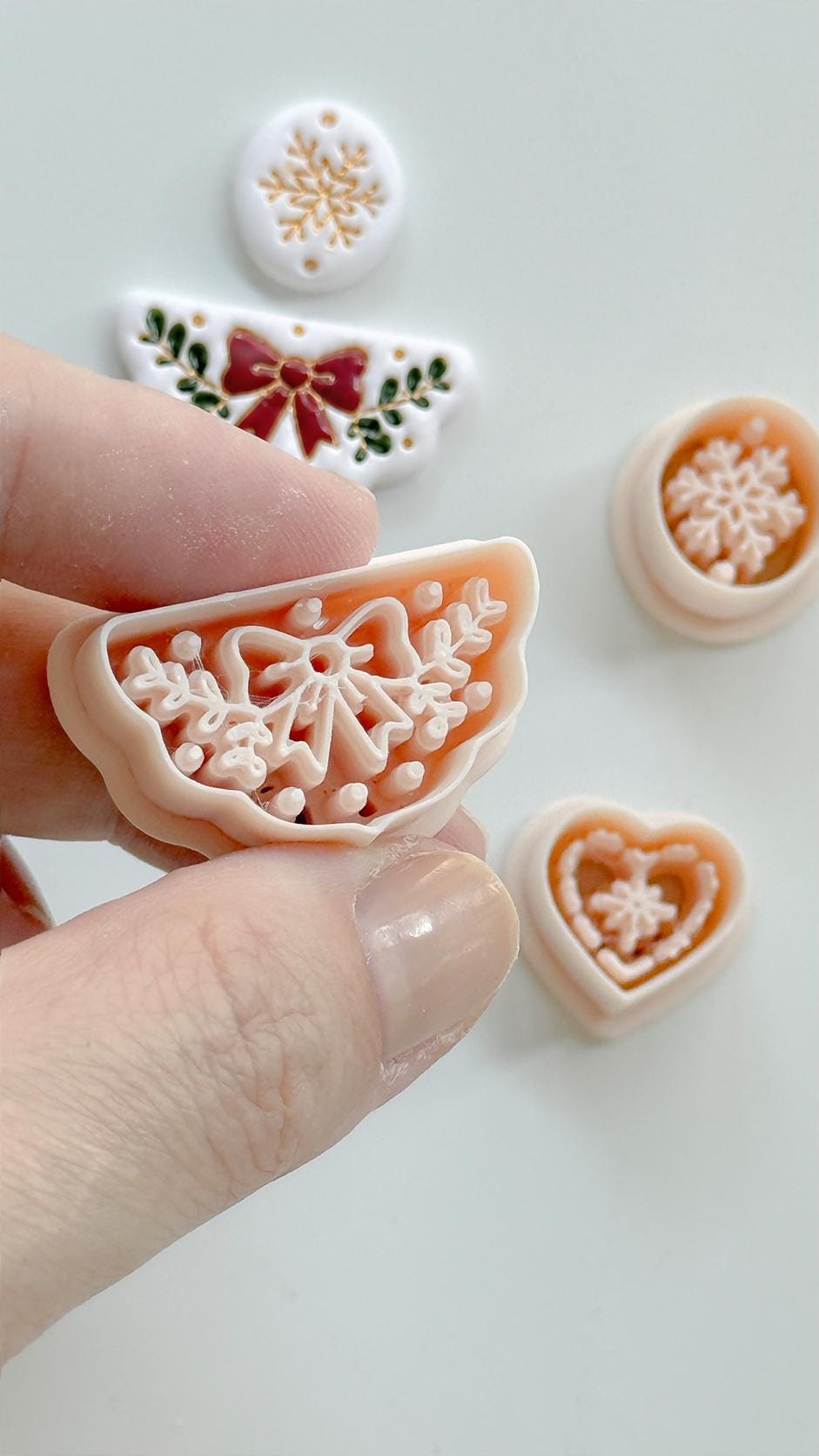 Winter Bow Garland Cutter: Snowflake Design for Polymer Clay