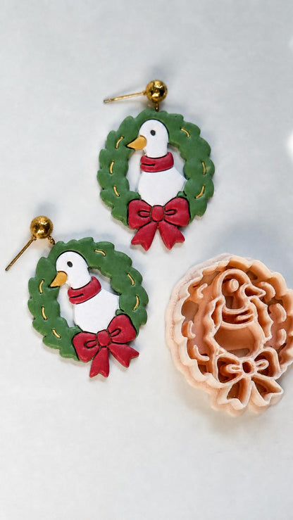 Duck christmas wreath Cutter: Holiday Bird Shape for Polymer Clay