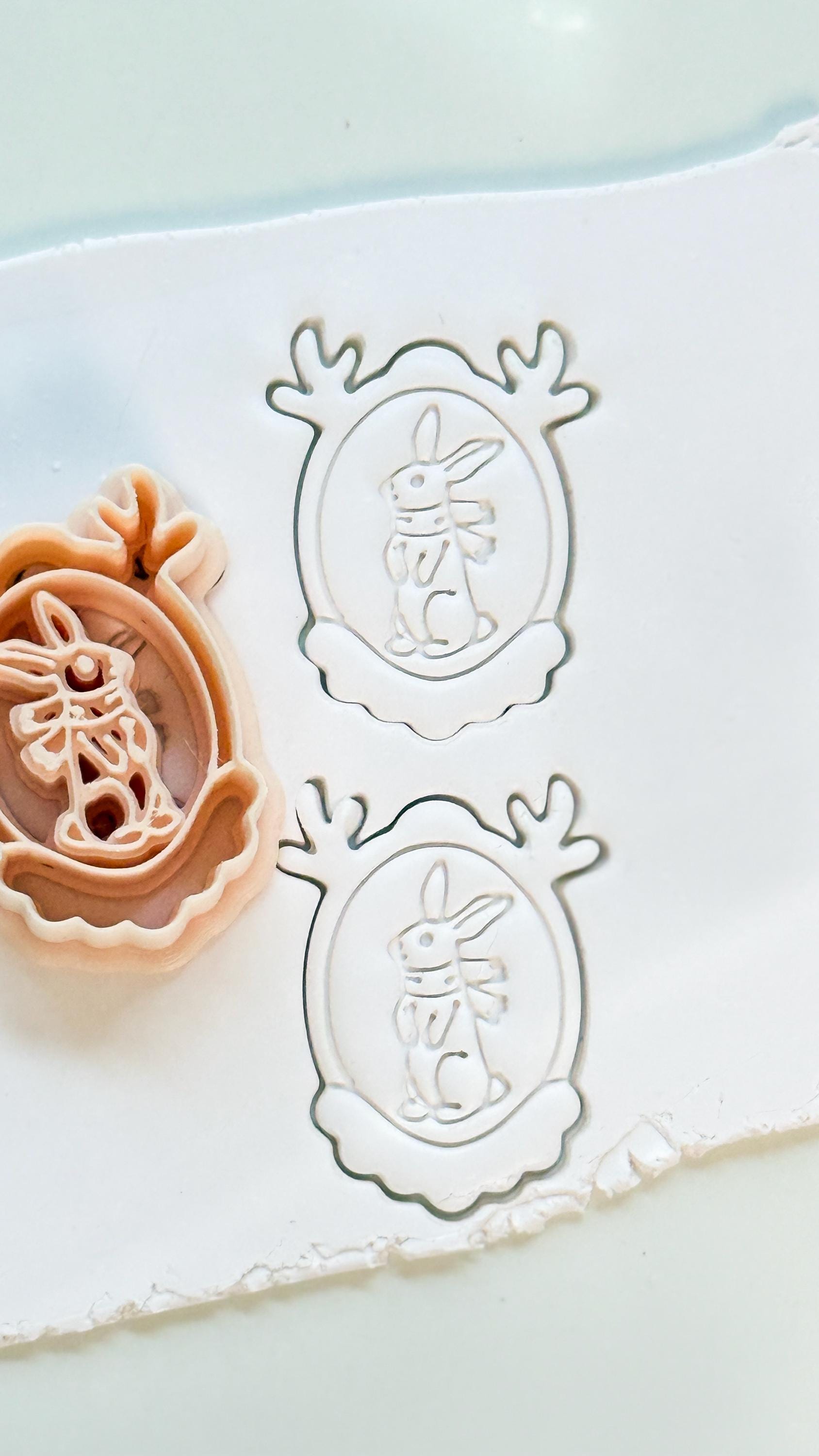 Christmas Bunny Portrait Cutter: Festive Rabbit Frame for Polymer Clay
