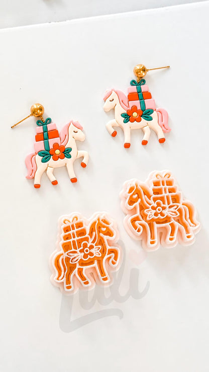 Santa Horse Cutter: Christmas Pony Design for Polymer Clay| Preppy Christmas