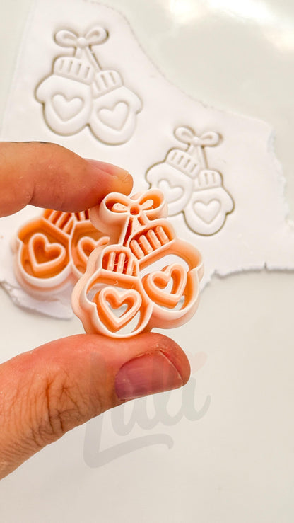 Winter Gloves Cutter: Bow Adorned Mitten Shapes for Polymer Clay| Preppy Christmas