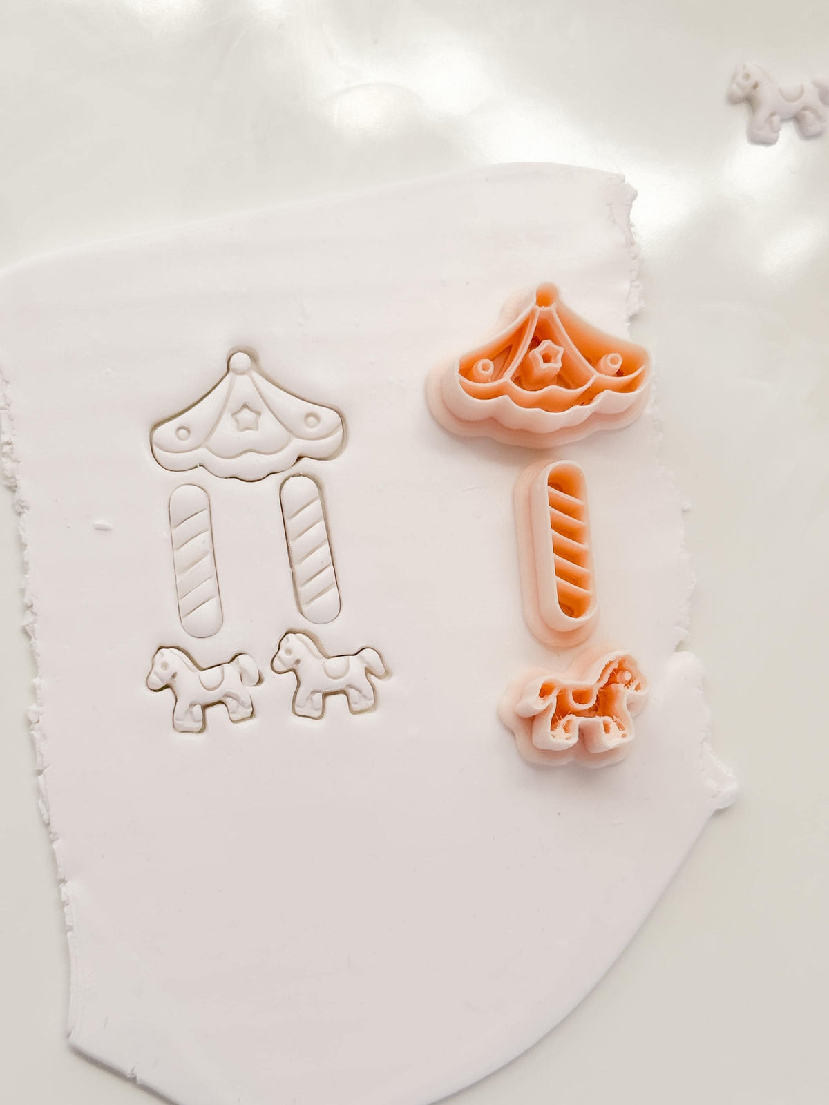 Carousel Pony Dangle Cutter: Fairground Equestrian Shape for Polymer Clay| Preppy Christmas